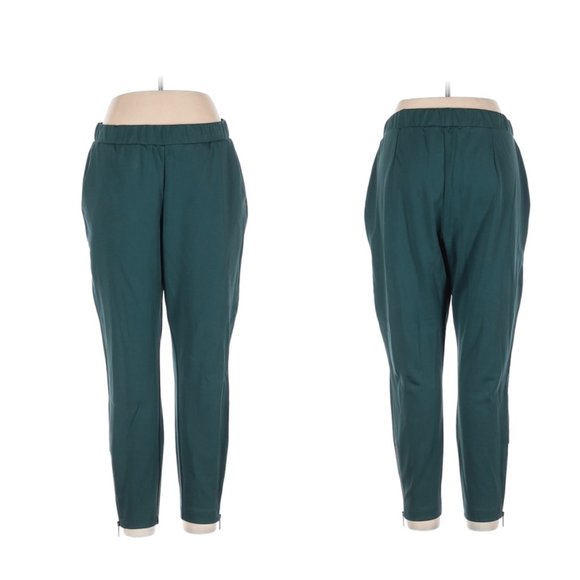 Universal Standard Casual Pants - Picture 1 of 1